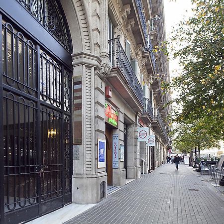 Plaza Catalunya Guest House Барселона Екстериор снимка