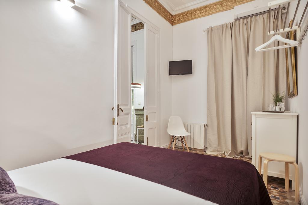 Plaza Catalunya Guest House Барселона Стая снимка