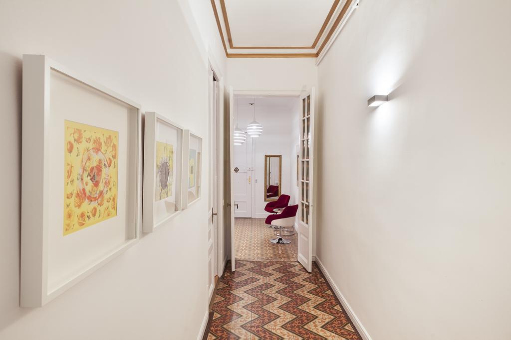 Plaza Catalunya Guest House Барселона Екстериор снимка