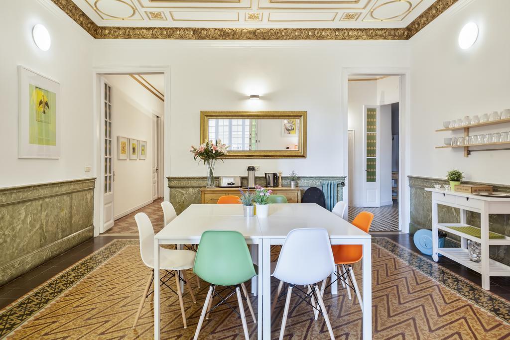 Plaza Catalunya Guest House Барселона Екстериор снимка