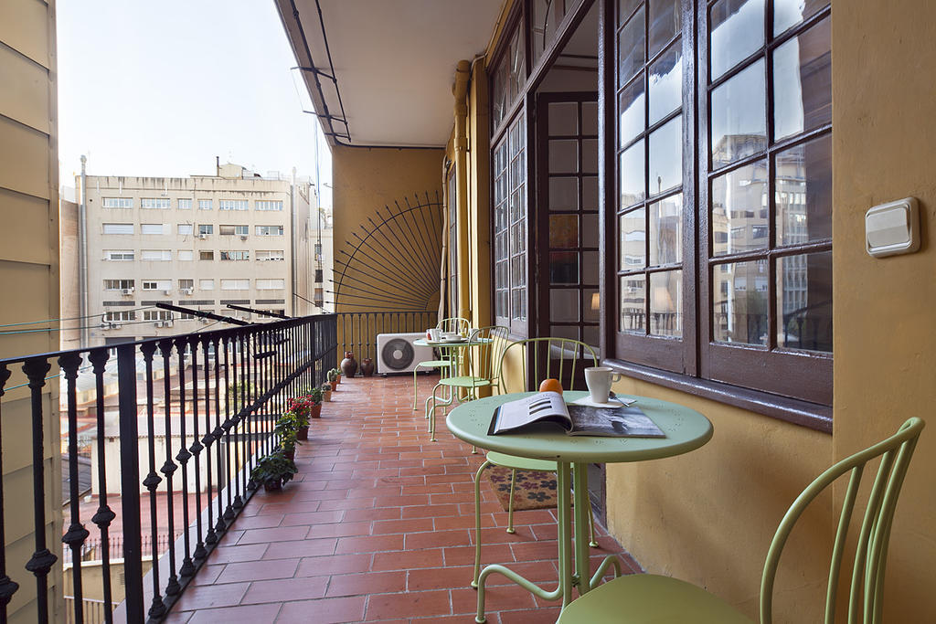 Plaza Catalunya Guest House Барселона Екстериор снимка