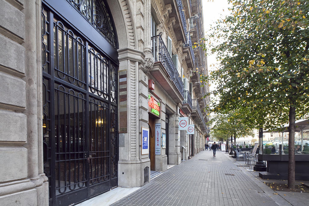 Plaza Catalunya Guest House Барселона Екстериор снимка