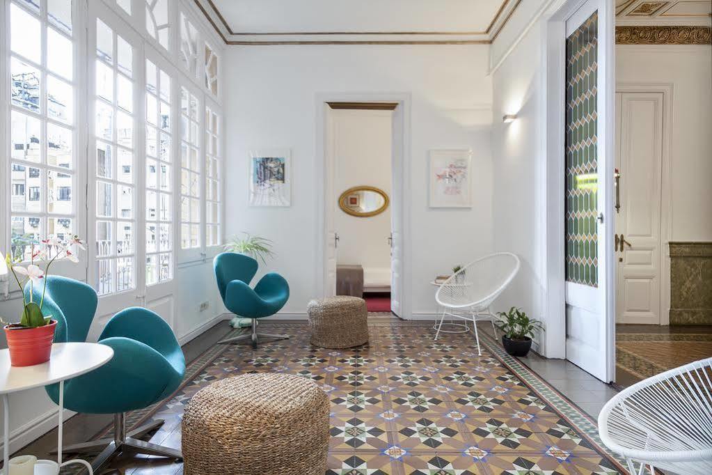 Plaza Catalunya Guest House Барселона Екстериор снимка