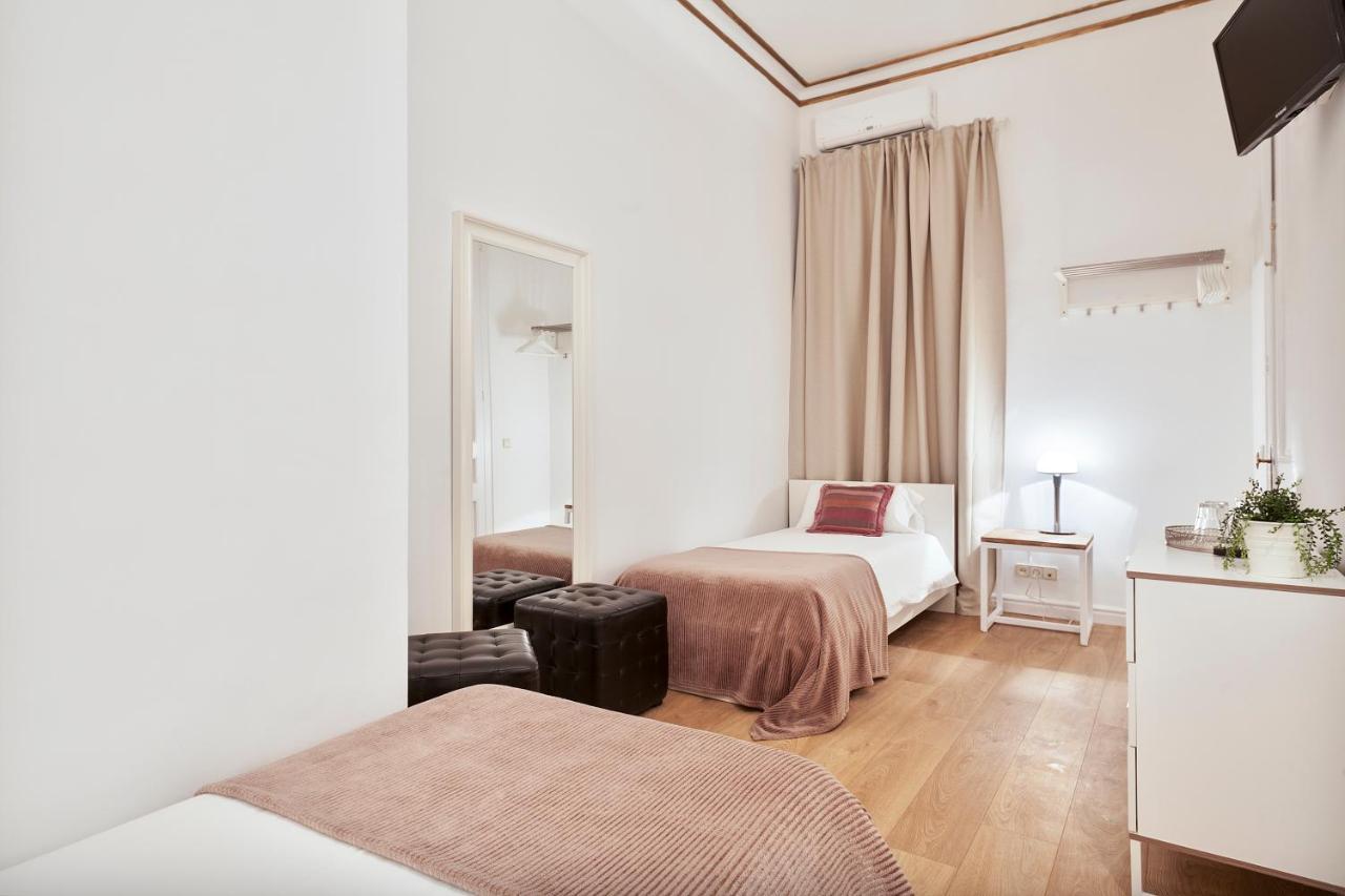 Plaza Catalunya Guest House Барселона Екстериор снимка